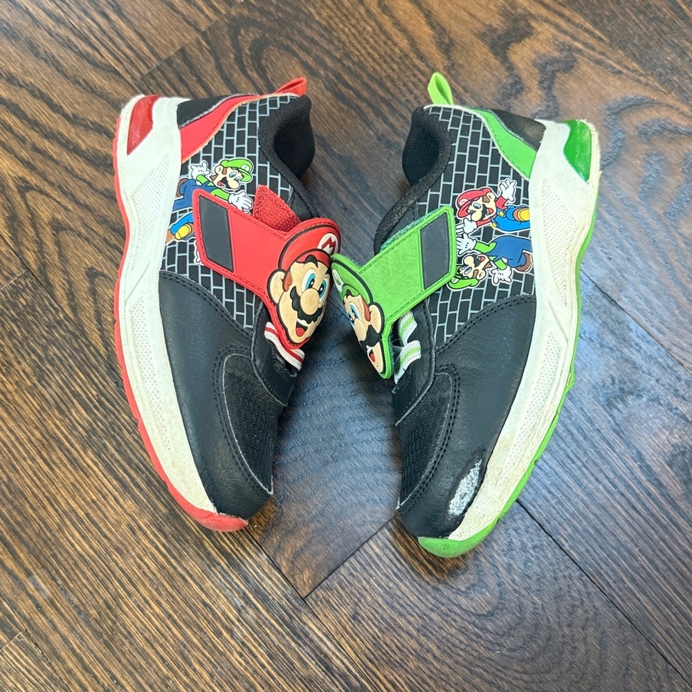 Super Mario, Luigi and Mario light up sneakers size 12 - Picture 6 of 6